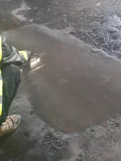 水是引起水泥混凝土路面病害产生的直接外因——磐云混凝土修复料为您讲述